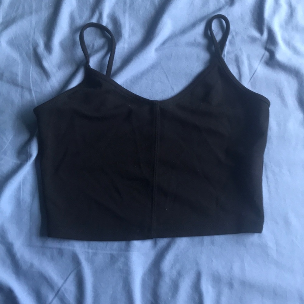 Black spaghetti strap crop top